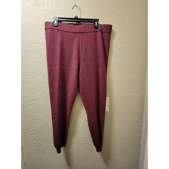 NWT Torrid Heather Sweater Legging In Zinfandel Color Size 2 - Picture 2 of 5